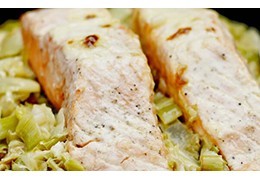 Wine and food pairing: salmon steaks and leek fondue Wine and food pairing: salmon steaks and leek fondue